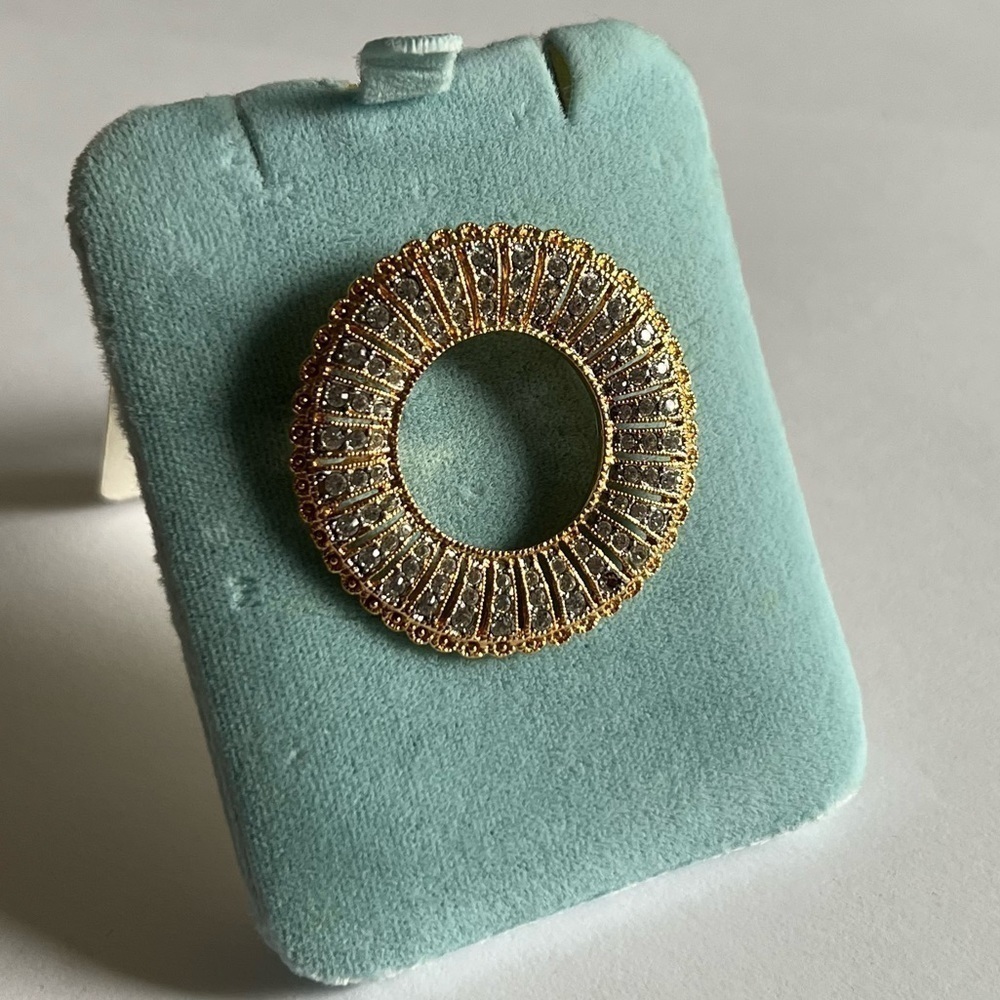 Vintage JBK Gold Plated Rhinestone Circle Brooch